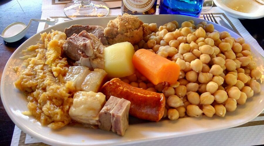 Cocido Madrileño: Un Clásico de la Cocina Española